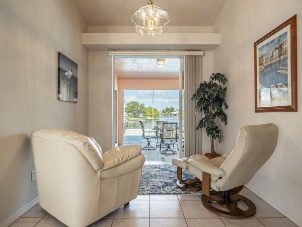 Cape Coral Home 1027765