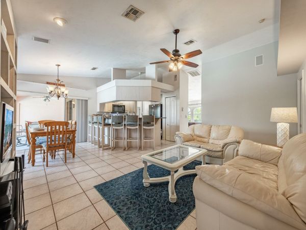 Cape Coral Home 1027765