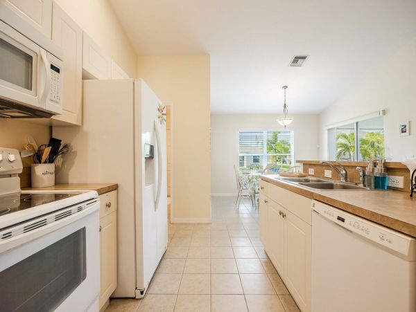 Cape Coral Home 1027766