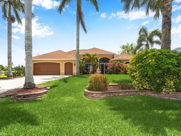 Cape Coral Home 1027771