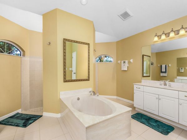 Cape Coral Home 1027771