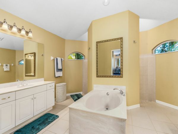 Cape Coral Home 1027771