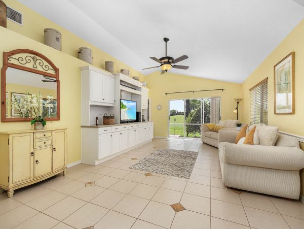 Cape Coral Home 1027771