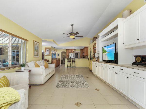 Cape Coral Home 1027771