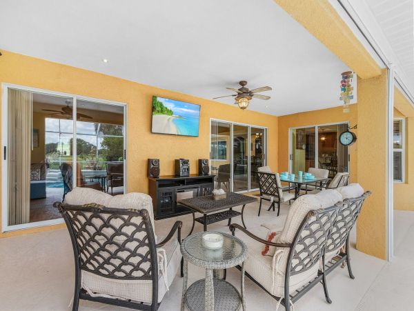 Cape Coral Home 1027771
