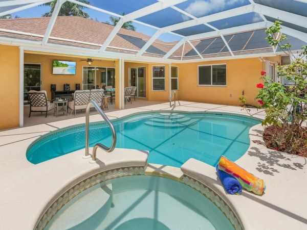 Cape Coral Home 1027771
