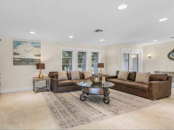 Luxurious Gulf Access Escape in Southwest Cape Coral