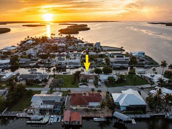 Cape Coral Home 1027777