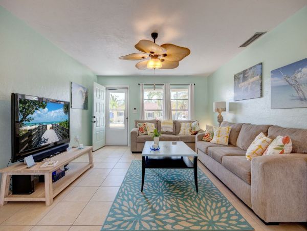 Cape Coral Home 1027777