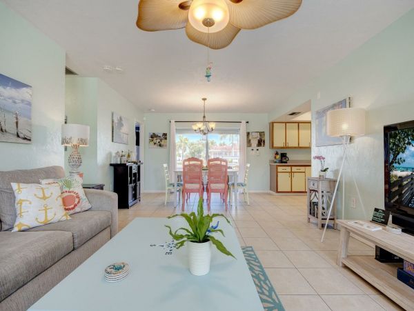 Cape Coral Home 1027777