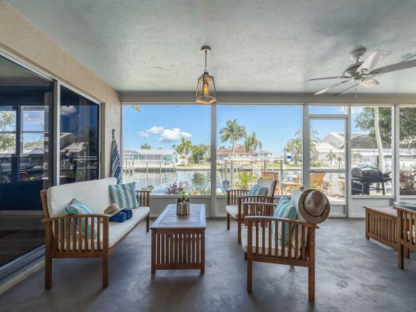 Cape Coral Home 1027777