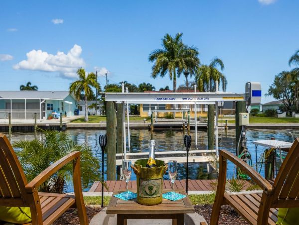 Cape Coral Home 1027777