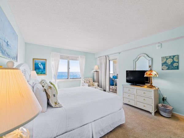 Magnificent Gulf Views Nothing Short of Stunning