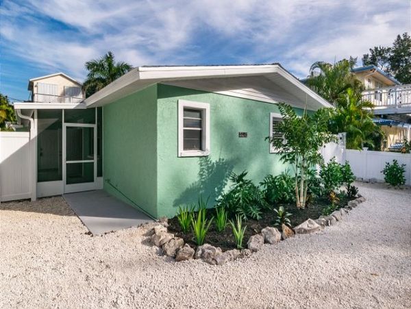 Lovely Holmes Beach Condo with 1 Bedroom