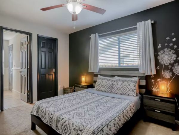 Dog-friendly Vacation Pool Home in Palm Harbor