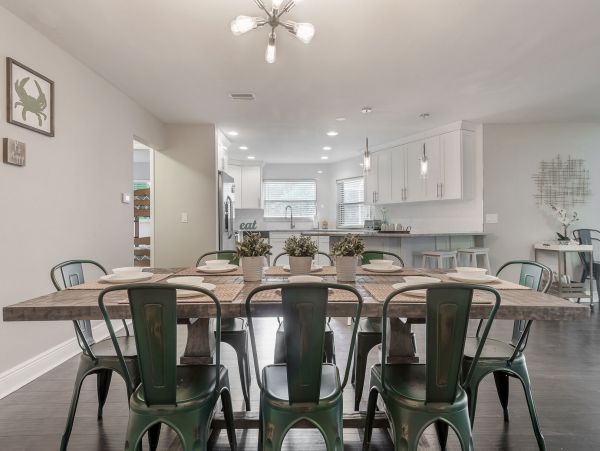 Seminole Vacation Pool Home Four Bedroom