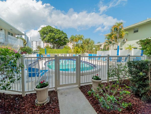 Pompano Beach Condo 1027912