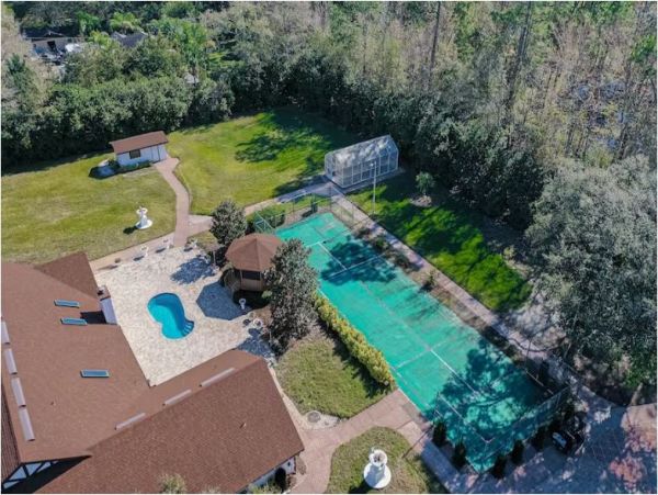 Jacksonville Vacation Pool Home 4 Bedroom with Tennis Court