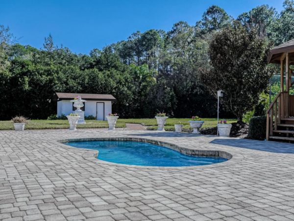 Jacksonville Vacation Pool Home 4 Bedroom with Tennis Court