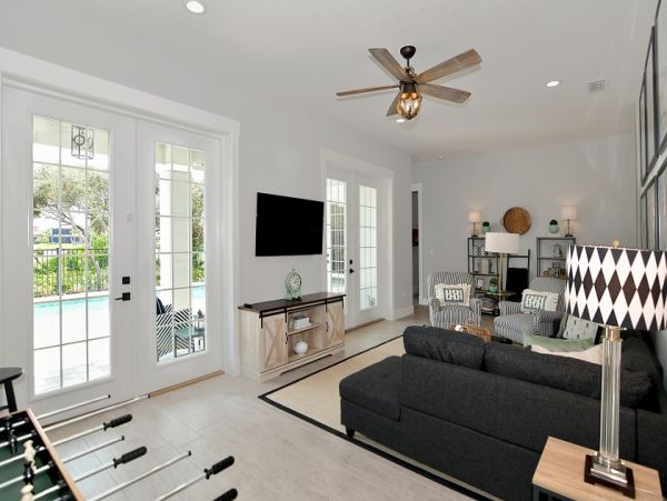 Four Bedroom Vacation Pool Home in Palm Coast Close to Beach
