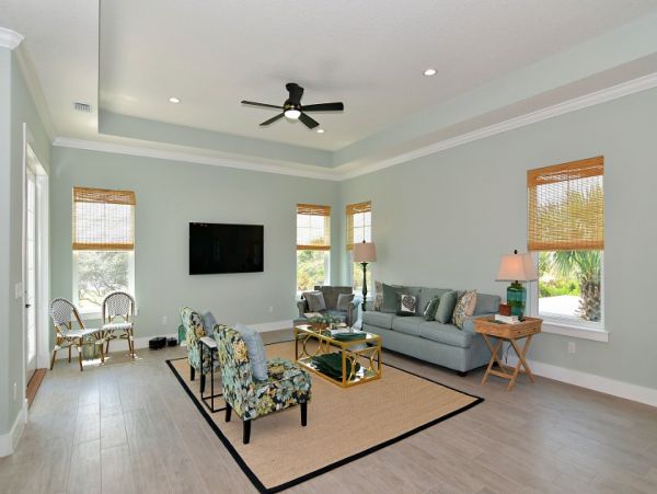 Four Bedroom Vacation Pool Home in Palm Coast Close to Beach