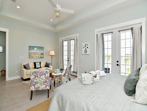 Four Bedroom Vacation Pool Home in Palm Coast Close to Beach