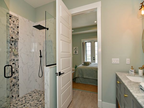 Four Bedroom Vacation Pool Home in Palm Coast Close to Beach