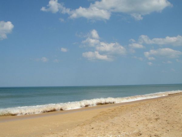Four Bedroom Vacation Pool Home in Palm Coast Close to Beach