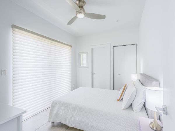 Amazing 3 min walk Pompano Beach Townhome