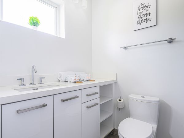 Amazing 3 min walk Pompano Beach Townhome