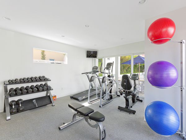 Amazing 3 min walk Pompano Beach Townhome