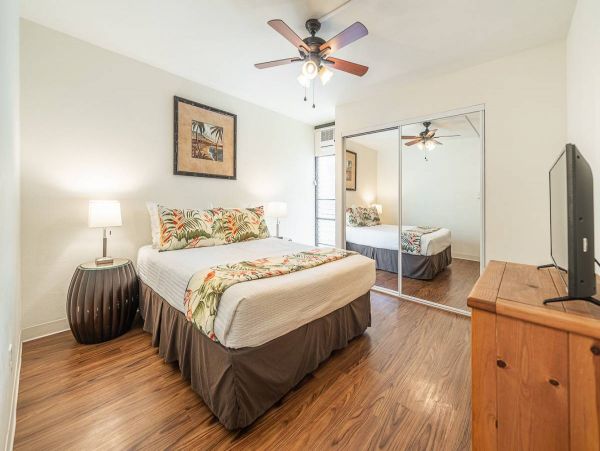 Vacation Condo Steps to Beach in Kihei Two Bedroom