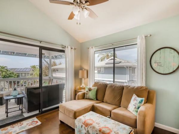 Four Bedroom Vacation Home Close to Beach in Kailua