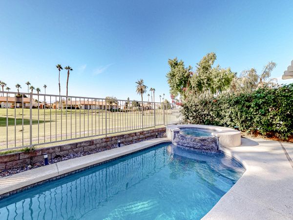 Palm Desert Home 1027962