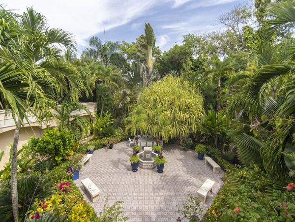 Luxury Dominican Republic Vacation Pool Home 20 Bedroom