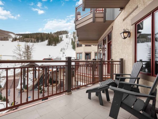 Beaver Creek Luxurious 4 Bedroom Condo Ski in Ski out