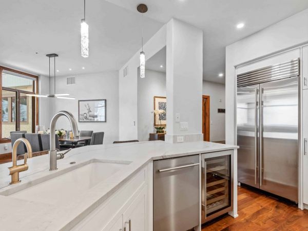 Beaver Creek Luxurious 4 Bedroom Condo Ski in Ski out