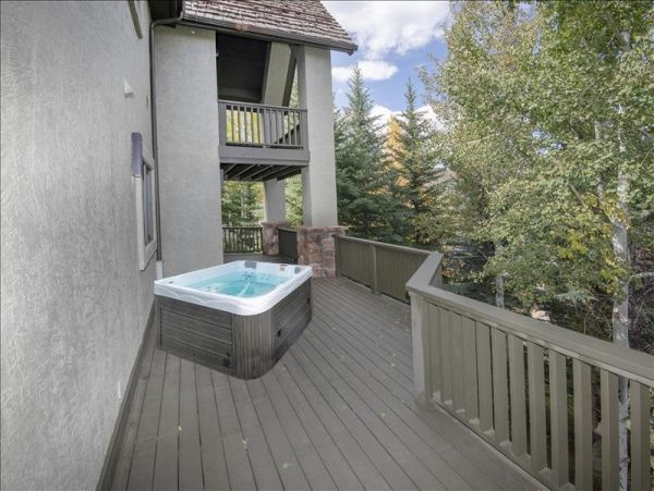 Luxury 6 Bedroom Home in Beaver Creek