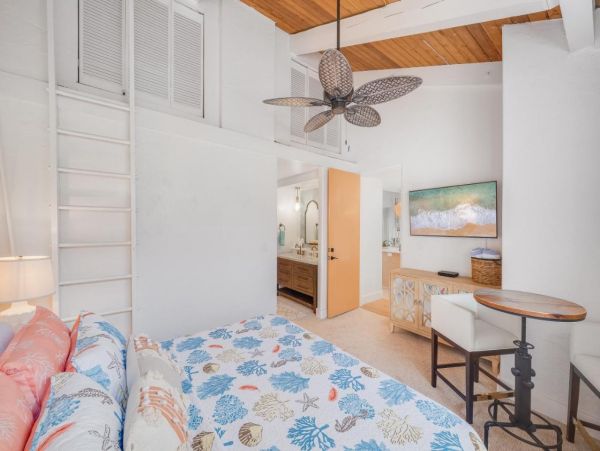 Beautiful Condo with 3 Bedrooms & Ocean Views