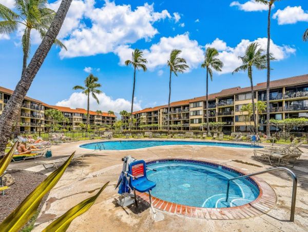 Beautiful Condo with 3 Bedrooms & Ocean Views