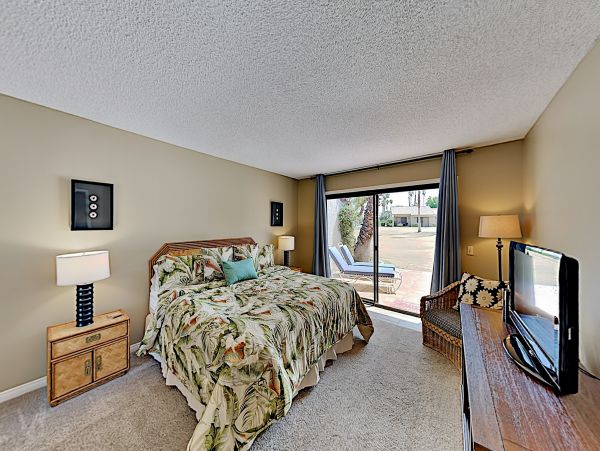 Palm Desert Home 1027989