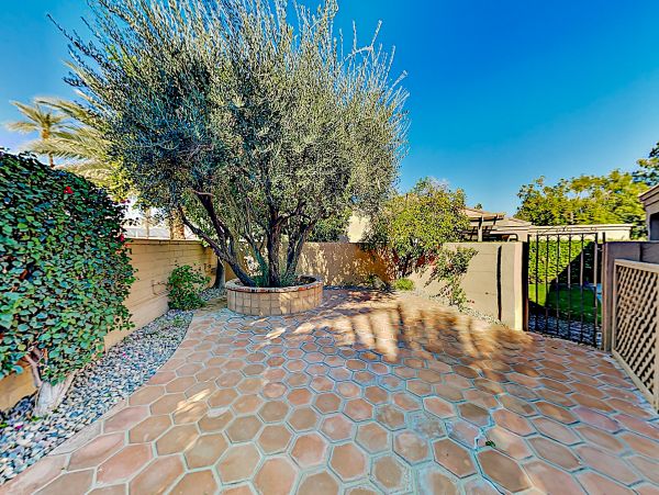 Palm Desert Home 1027996
