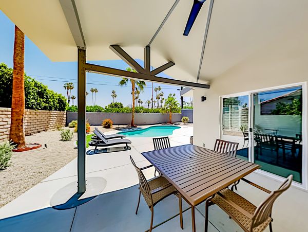 Palm Desert Home 1027998