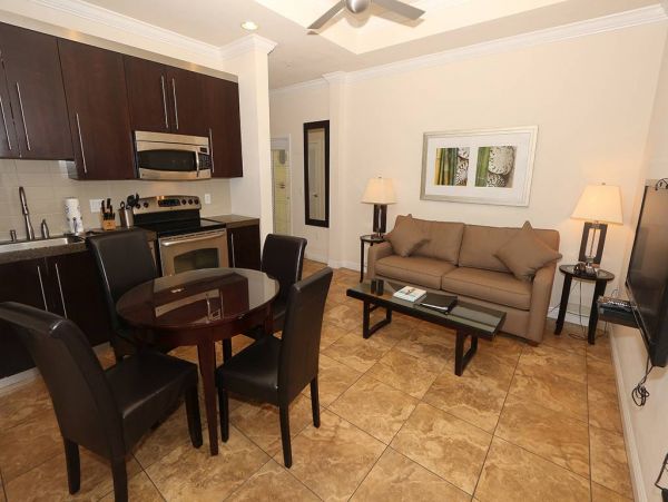 Siesta Key Modern Vacation Rental Condo - Flip Flop to Beach