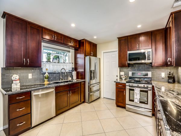 Palm Desert Home 1028001