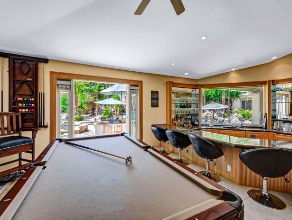 Luxury Villa with 2 Casitas & Putting Green in Palm Desert