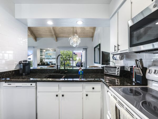 Palm Desert Home 1028010