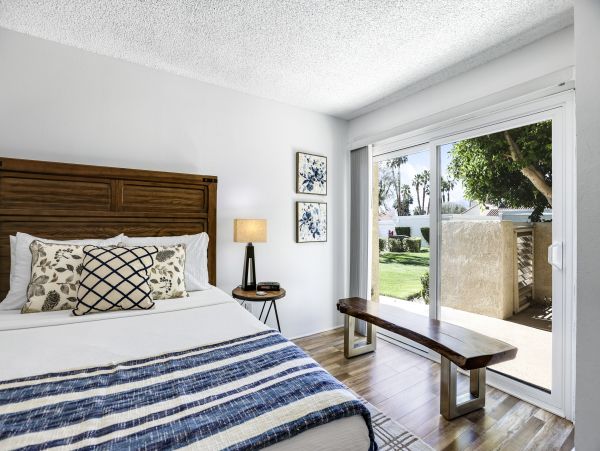 Palm Desert Home 1028010
