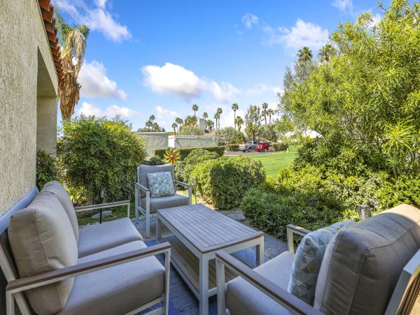 Palm Desert Home 1028010