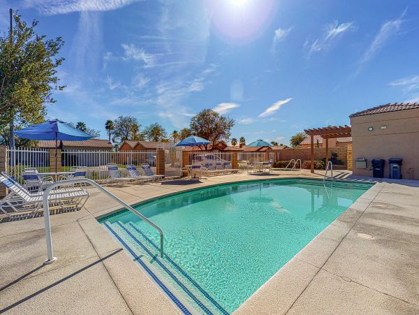 Palm Desert Home 1028013